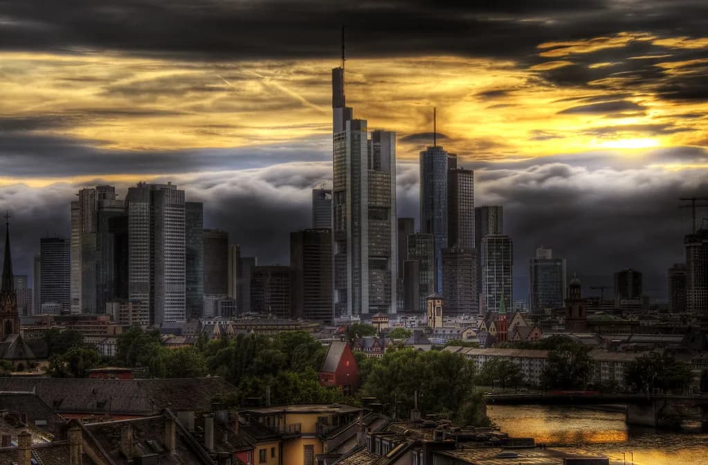 16 Best Hotels in Frankfurt City Centre: Luxury & Boutique Guide (2026)